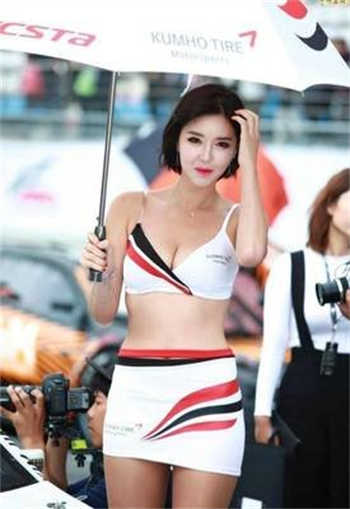 男主逃婚女主叫肖凌