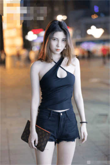 不满足的媳妇中文字幕