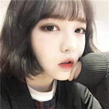 与已婚的美容师