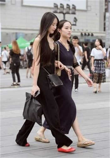 饥饿的有夫之妇如如视频