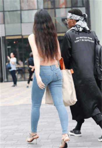 打扑克做运动视频又疼又叫