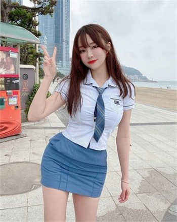 中金黄洁女主角多美