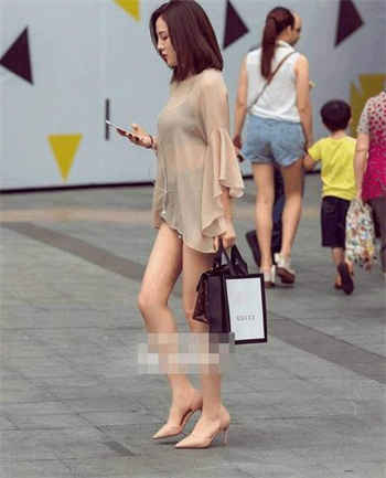 湖北妇女光头视频链接