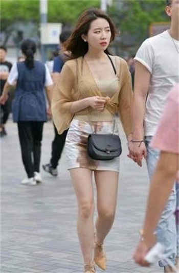 台湾圣诞节麋鹿装女主