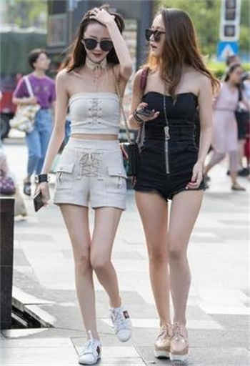 快手女王妲己开火车视频