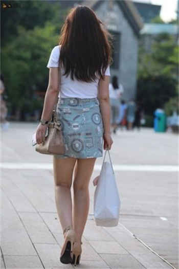 女贼闯空门被逮