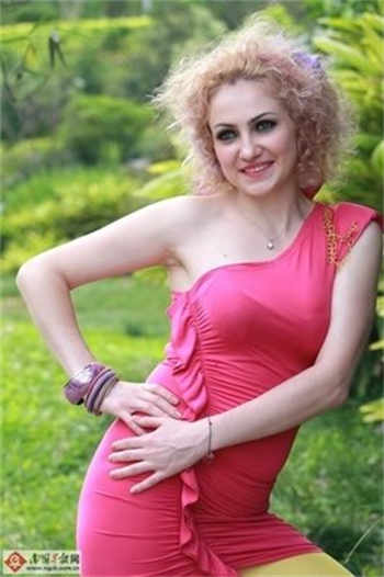 白峰美语羽