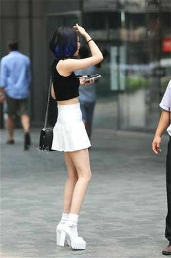 可以随便搞npc的游戏下载