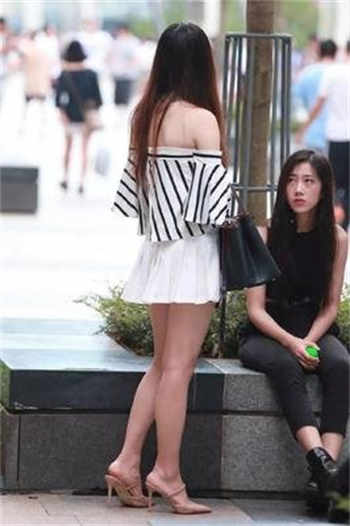 聂小倩董小宛闹新春