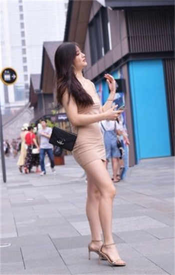 妻子给张行长最高的奖励
