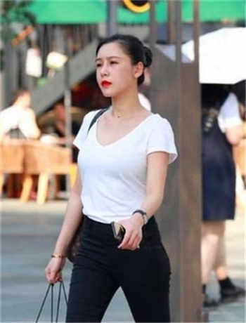 年轻的保拇3免费观看