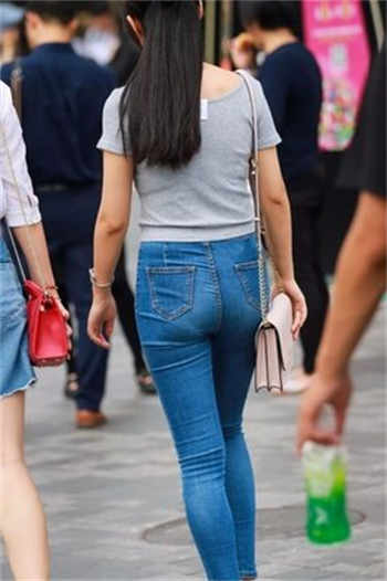 阜新白若冰