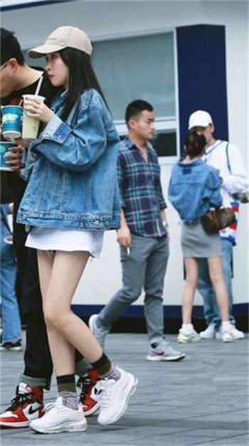 大主宰洛璃之辱山洞