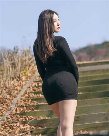 杨雨婷与张书记