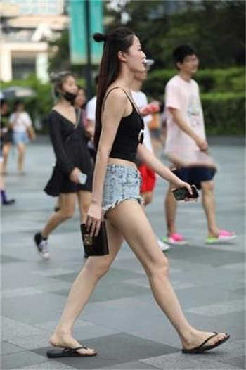 套路路和杨熠东的照片